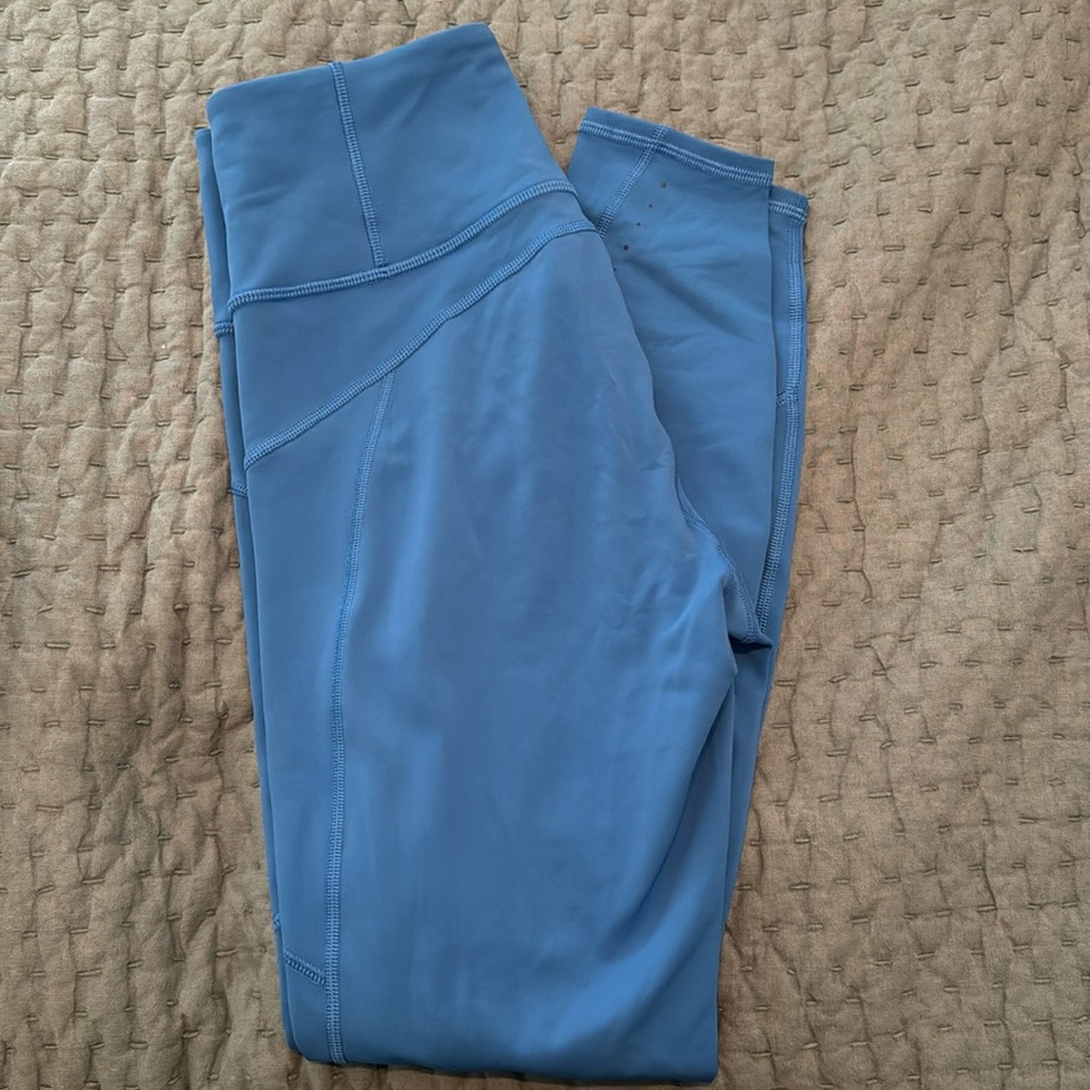 ATHLETA RAINIER TIGHT IN SMALL PETITE